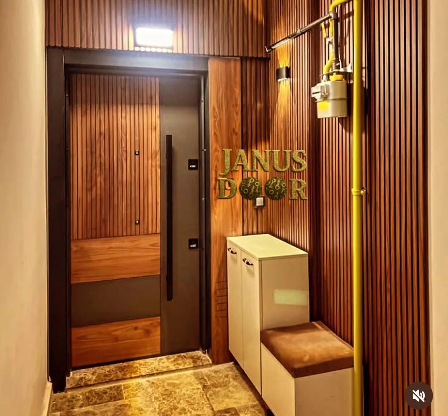 Janus Door
